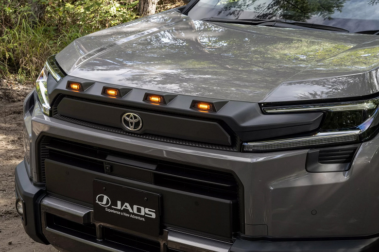 Самый &laquo;злой&raquo; RAV4: Jaos превратила новый Toyota RAV4 в покорителя бездорожья